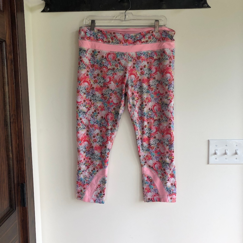 Floral Lululemon leggings, size 12